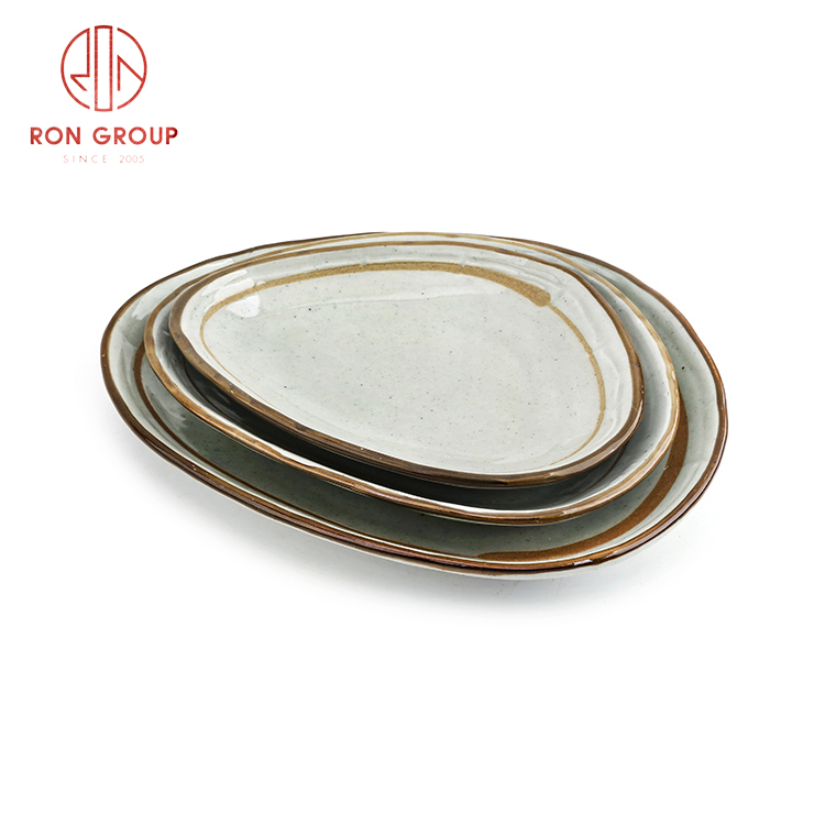 Top selling Japanese  Korean style tableware set  Asian style creative ceramic special shaped plate