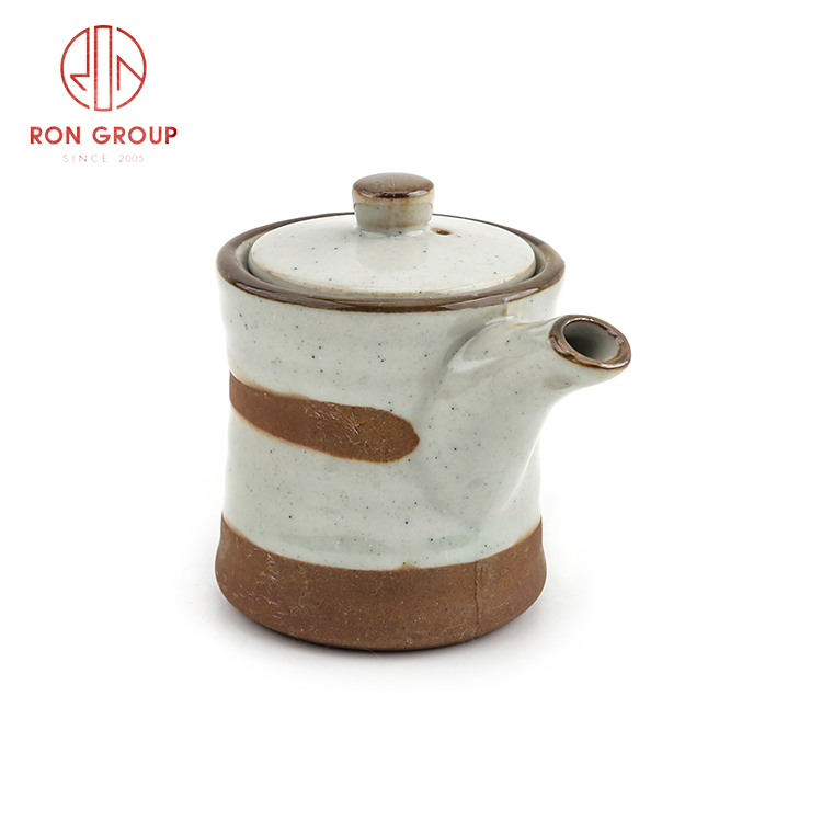 Top selling Japanese Korean style ceramic tableware sauce pot Asian style dinnerware set sauce bottle