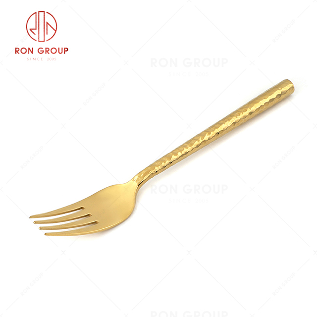 RN0050E01647 Wholesale High Quality Exquisite and Practical Golden Stainless Steel Fork 