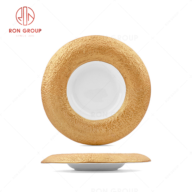 RN0660P00035 Hot Selling Unique Design Edge Sagging Hat-shape Plate