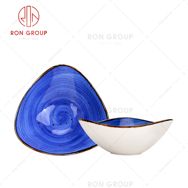 New design ceramic tableware fine dining restaurant use ceramic triangle deep bowl