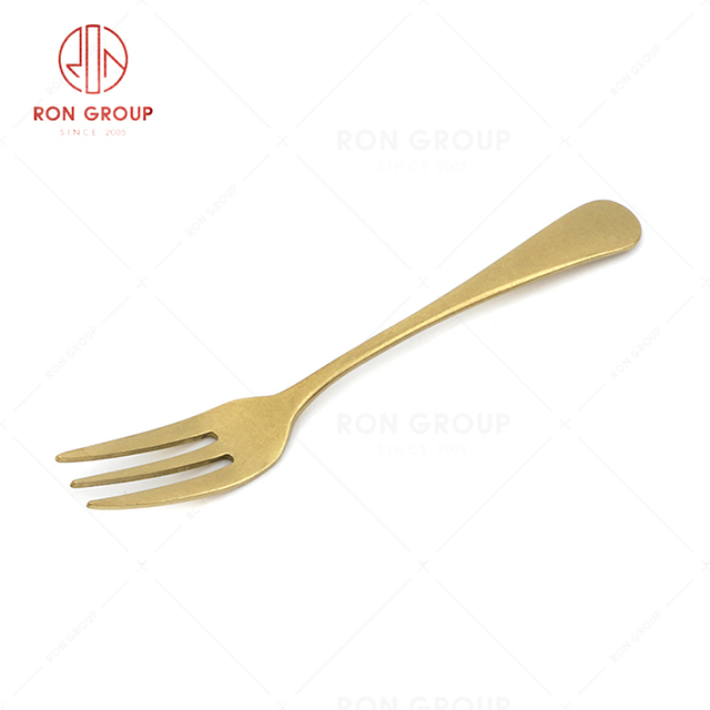 RN0178E00372 Wholesale High Quality Gold Stainless Steel Cutlery Tony Series -- Dessert Fork