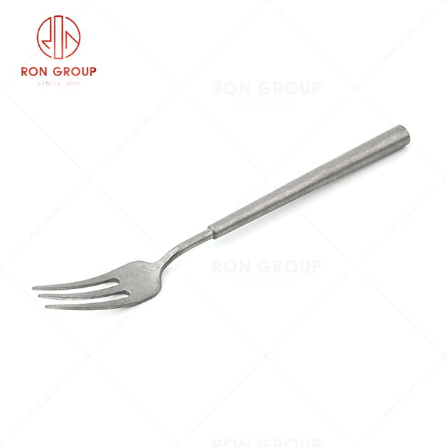 RN0178E00036 Hot Selling High Quality  Stainless Steel Cutlery Barton Series-- Three Toothed  Fruit Fork