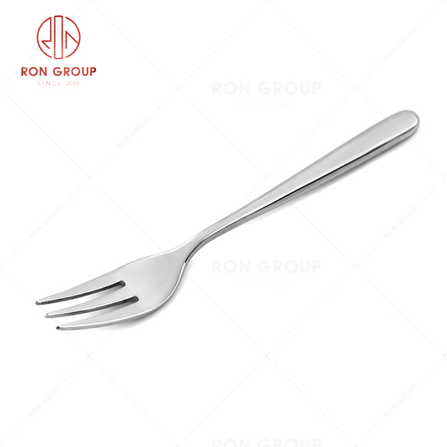 RN0050E01710 Hot Sale High Quality Sturdy and Durable Stainless Steel Cake Fork