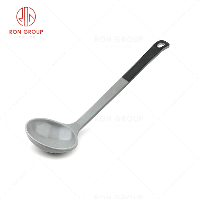 RN0004M00002  Hot Selling Simple Design Classic Melamine Soup Spoon