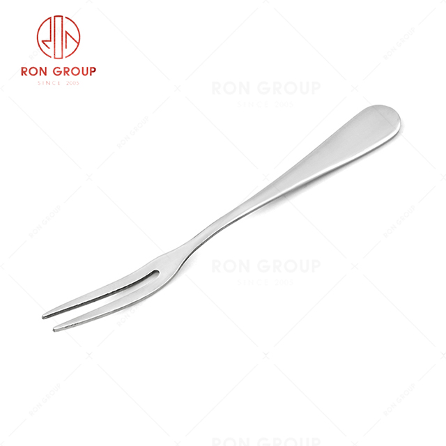 RN0050E01905  Hot Sale Simple Design Exquisite and Durable Stainless Steel Fruit Fork