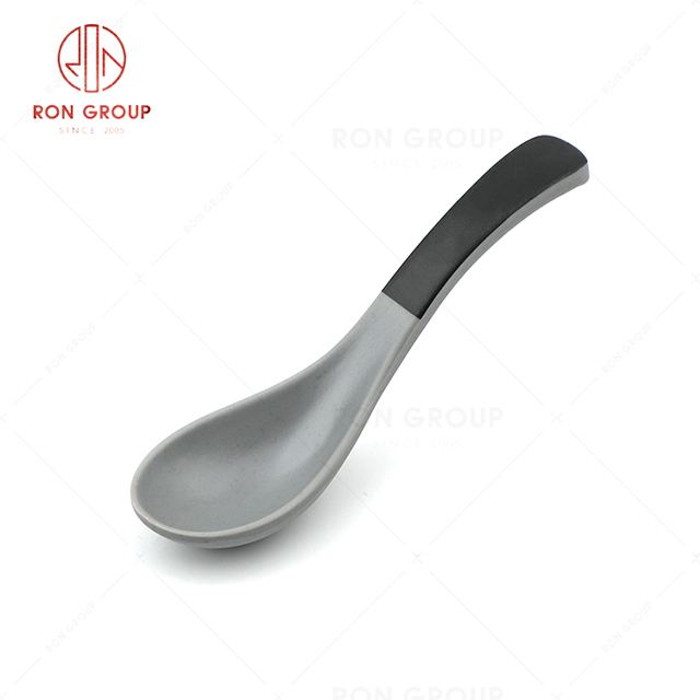 RN0004M00003  Wholesale Simple Design Durable Melamine Spoon