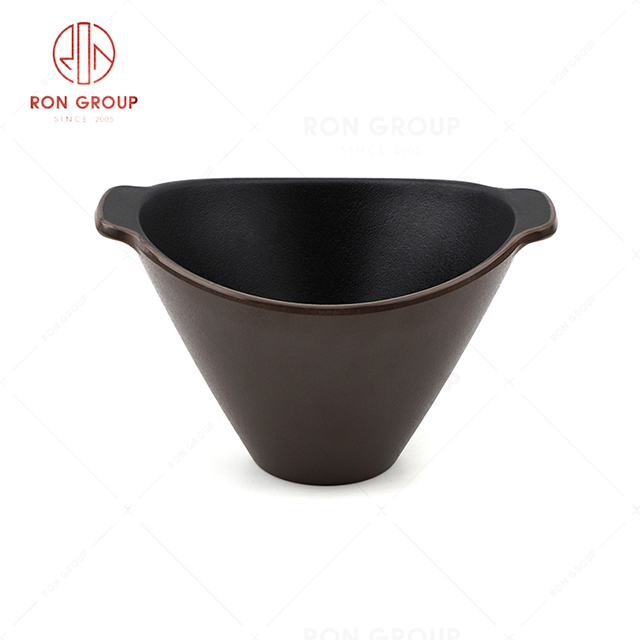 RN0004M00158-80 Hot Sale Unique Design Double Ear Conical Cup