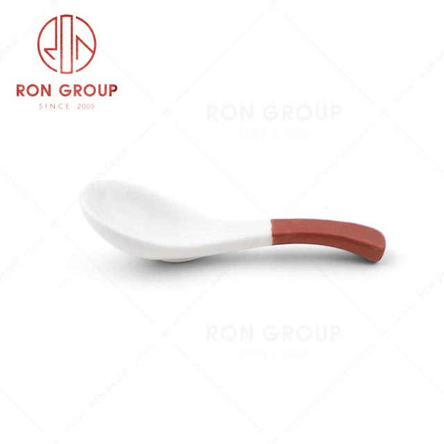 RN0660P00426  Hot Sale High Quality Exquisite and Elegant Ceramic Spoon