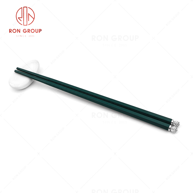 RN0573S00267 Hot Selling Unique Design  Exquisite  and Durable  Chopsticks