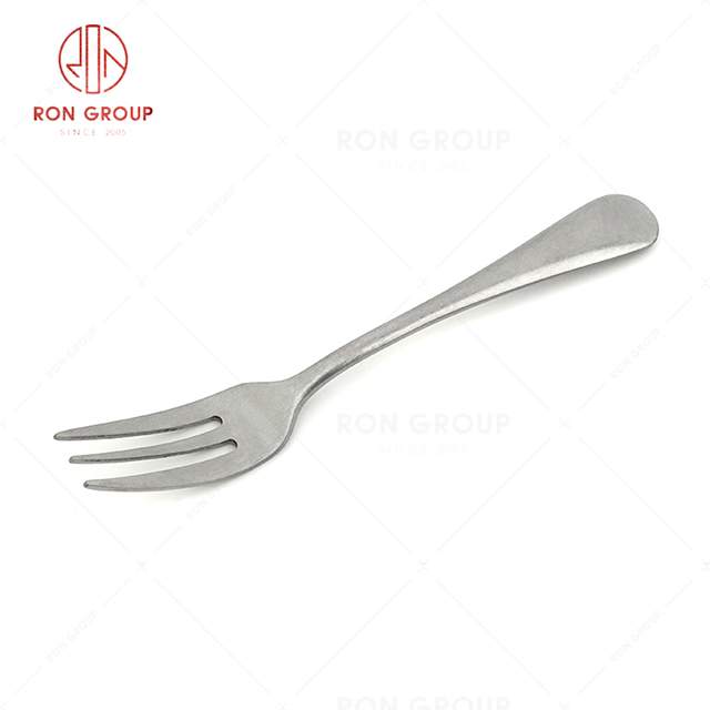 RN0178E00360 Wholesale High Quality Silver Stainless Steel Cutlery Tony Series --  Dessert Fork