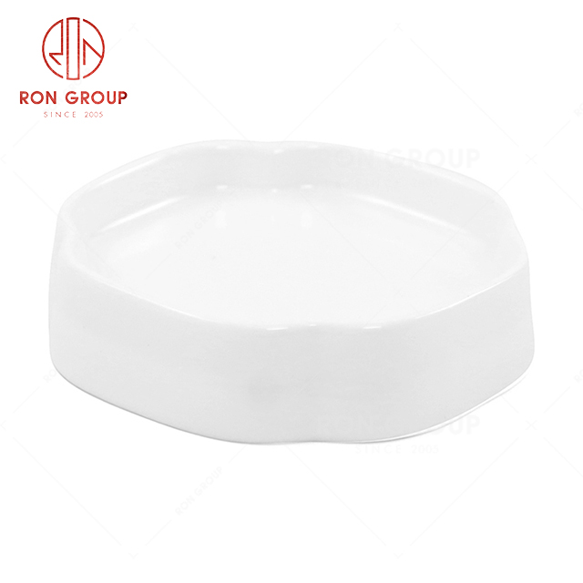 RN0037P06193 Wholesale Unique Design Pure White Bone China Chopstick Rest