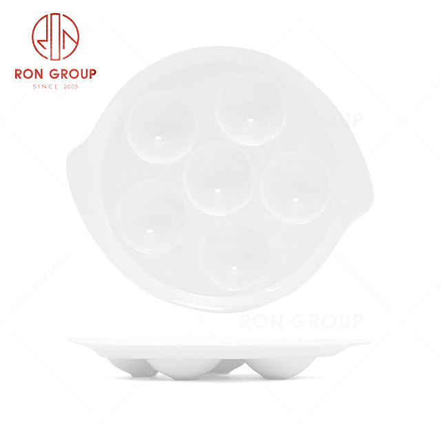 RN0037P06173 Wholesale Unique Design Pure White Bone China Snail Plate