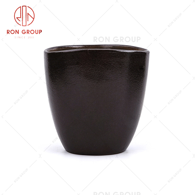 Creative irregular shape design pure black high-end hotel restaurant ceramic tea wine water cup