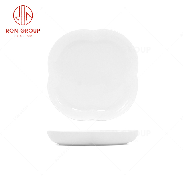 RN0037P06229-30 Wholesale Unique Design Pure White Bone China Clover  Deep Plate