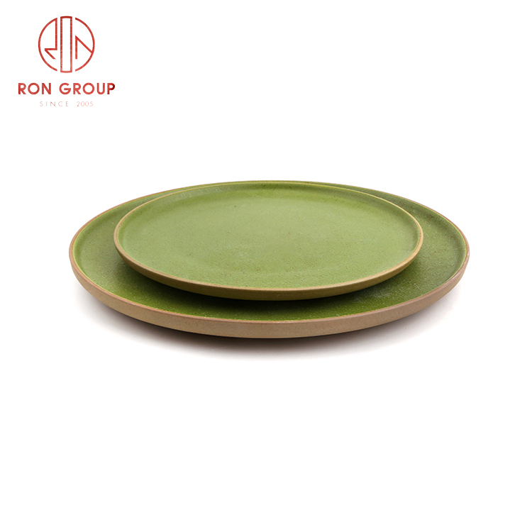 Cheap price Asian style ceramic dinnerware set restaurant hotel use ceramic shallow round plate