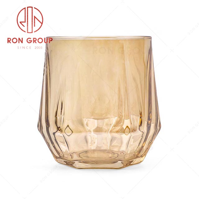 RN0184G00189 Hot Selling Simple Design Glass Material Wine Glasses