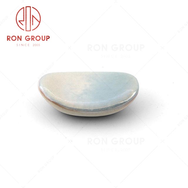 RN0041P01378 Hot Sale Unique Design Exquisite Blue Ceramic Chopstick Rest