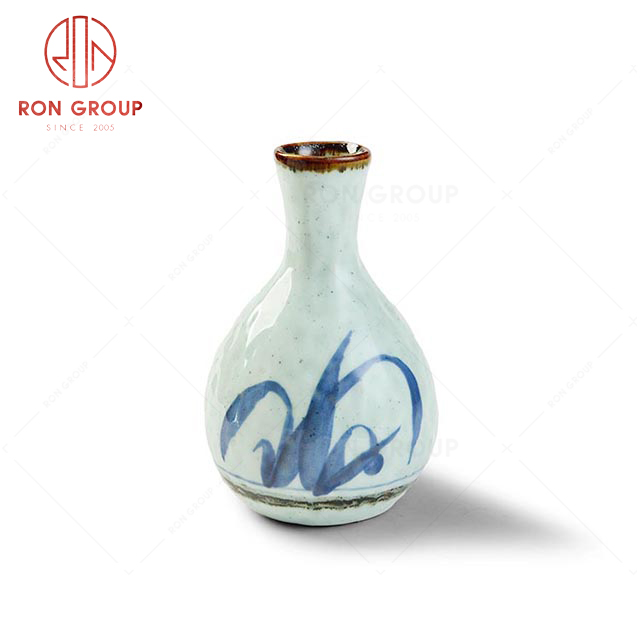 RNPCS047HL  Wholesale High Quality Ceramic Sake Jug