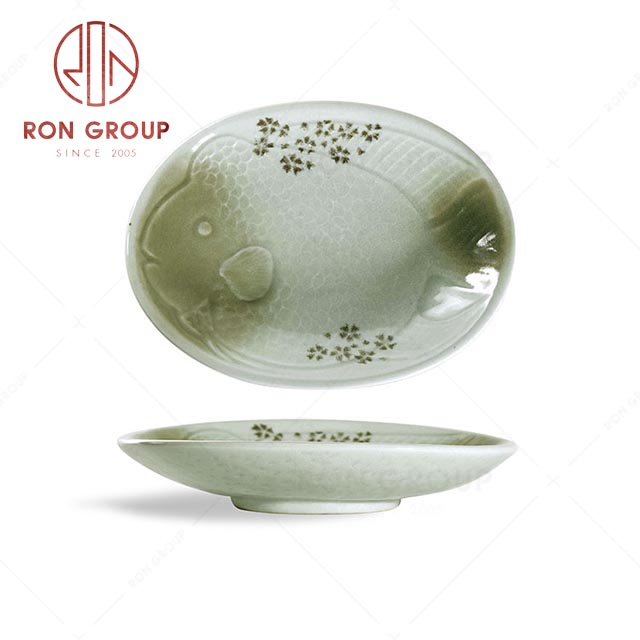 RN0039P02663  Hot Selling Unique Design Ceramic Fish Shaped Plate