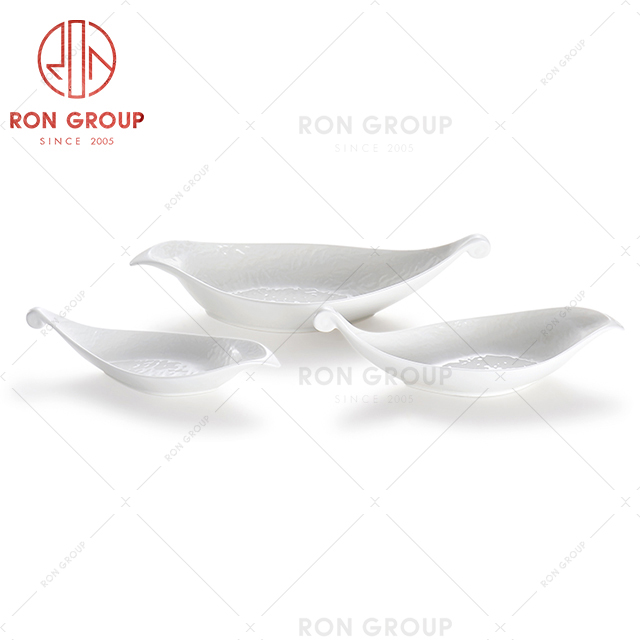 Leaf shape various models sizes restaurant tableware hotel ceramic dinnerware dip sauce plate