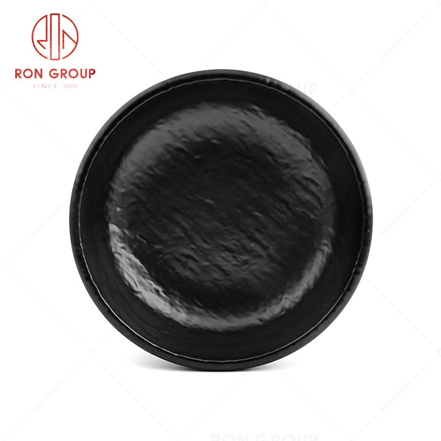 Minimalist restaurant tableware pure black round matte plate