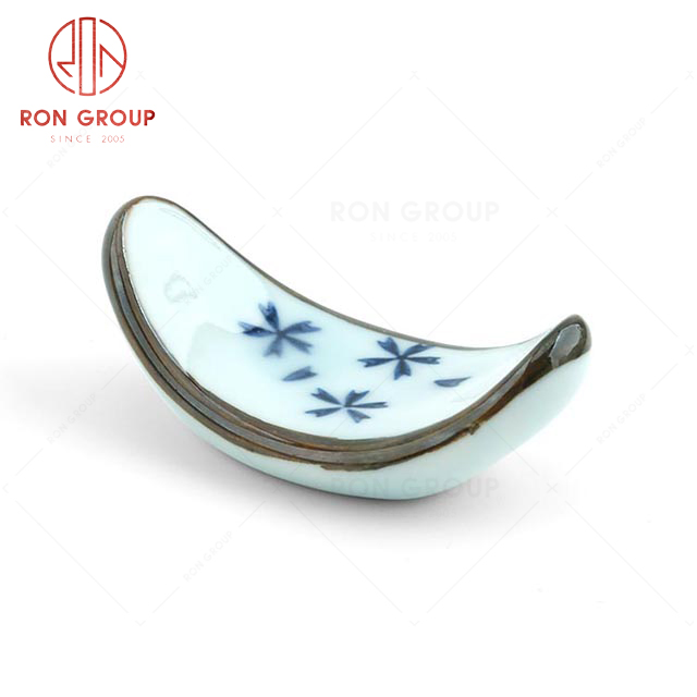 RNPS001FX  Wholesale High Quality Exquisite Ceramic Chopstick Rest