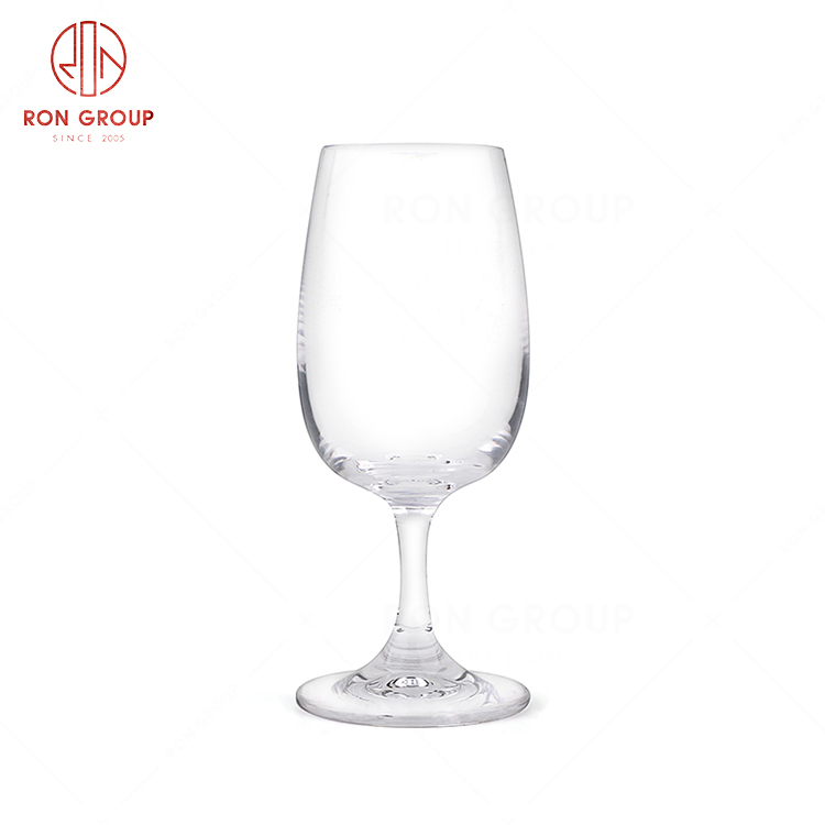 RN0567G00024  Hot Sale Classic Style Exquisite Bright Glass Cup 