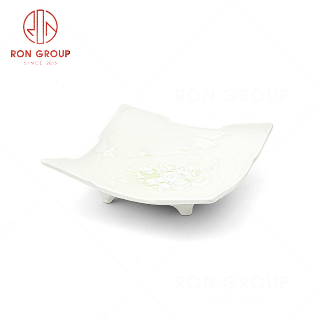 RN0660P00121 Wholesale High Quality Exquisite White Ceramic Square Plate