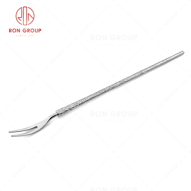 RN0050E01852 Hot Selling Unique Design Exquisite Stainless Steel Long Fruit Fork 