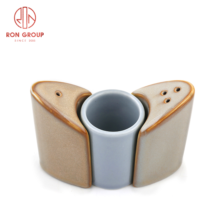 Good quality unique fambe ceramic plate Asian style tableware set pepper salt and chopsticks holder set